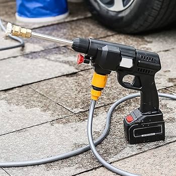 Акумулаторна Водоструйка